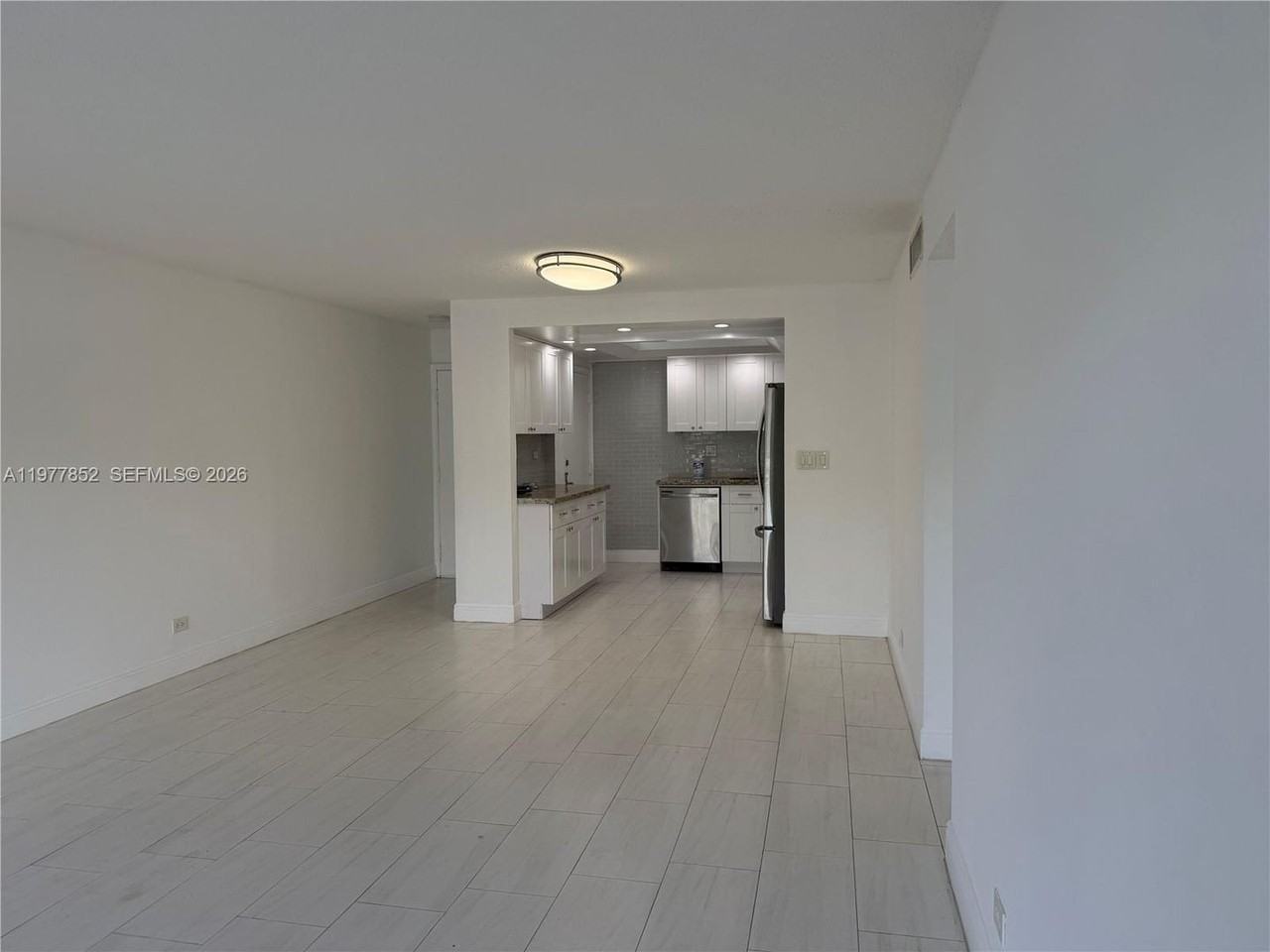 8107 Sw 72nd Ave Apt 125e - Photo 3 of 10