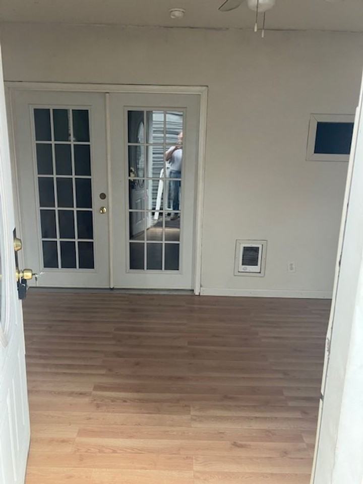 203 1st St - Photo 6 of 9