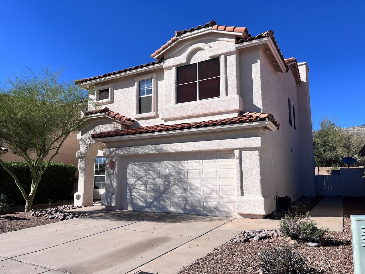 7775 E Castle Valley Way - Photo 2 of 41