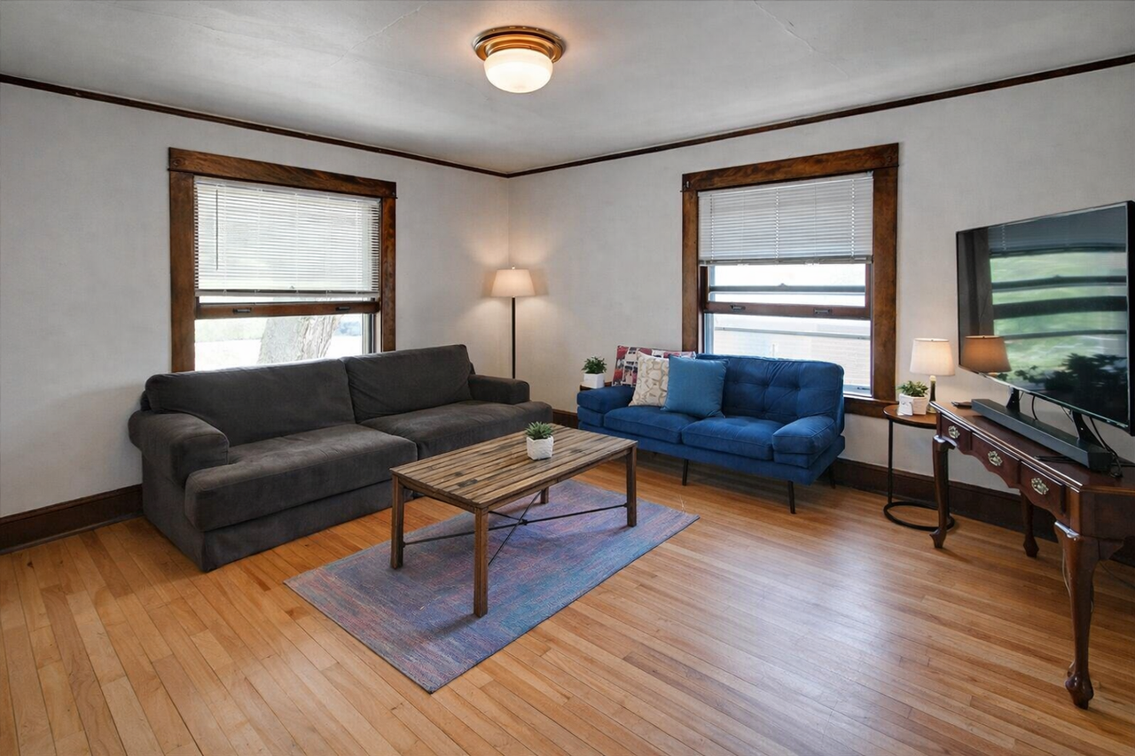 416 Castle Pl - Photo 7 of 23