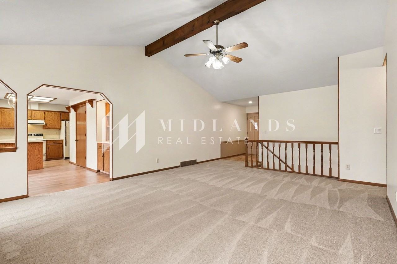 10908 Bandlytown Pl - Photo 4 of 15