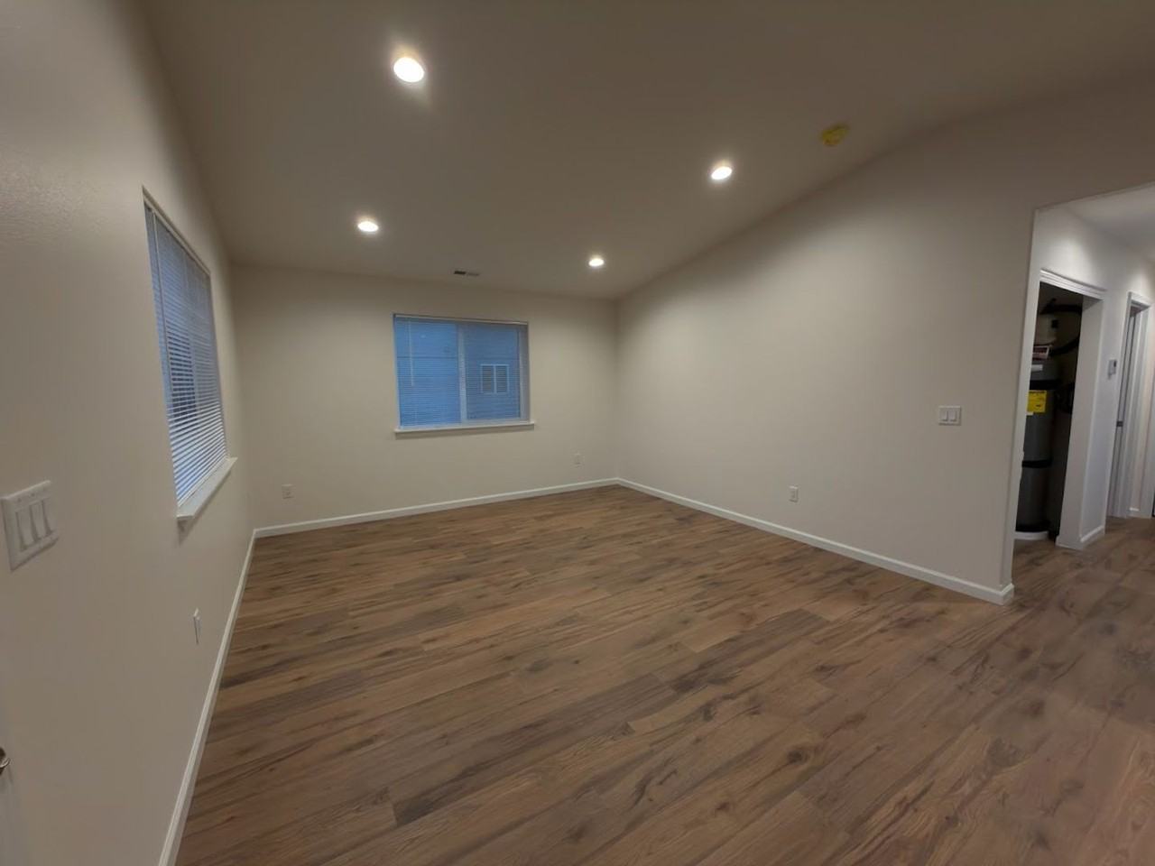 121 G St Ne - Photo 4 of 10