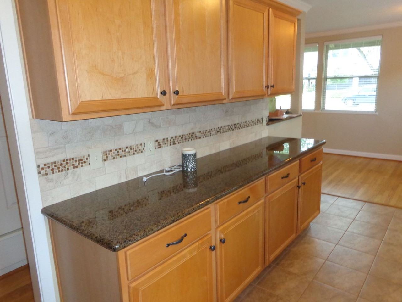 1551 Hewitt Dr - Photo 6 of 14