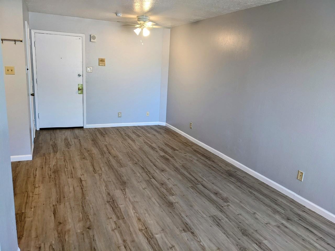 2306 Garfield Ave Se #18 - Photo 2 of 15