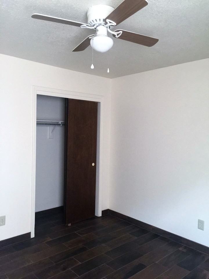 12321 Mountain Rd Ne #C - Photo 4 of 29