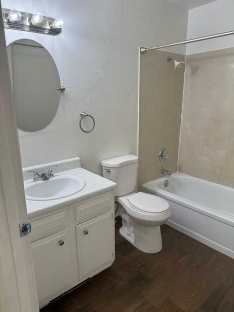 12321 Mountain Rd Ne #C - Photo 7 of 29