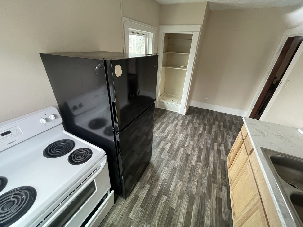 1202 Greenwood Ave #A - Photo 2 of 6