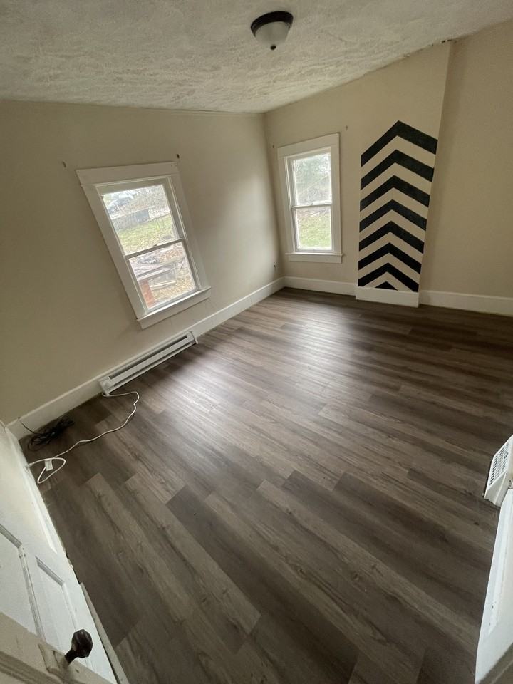 1202 Greenwood Ave #A - Photo 3 of 6