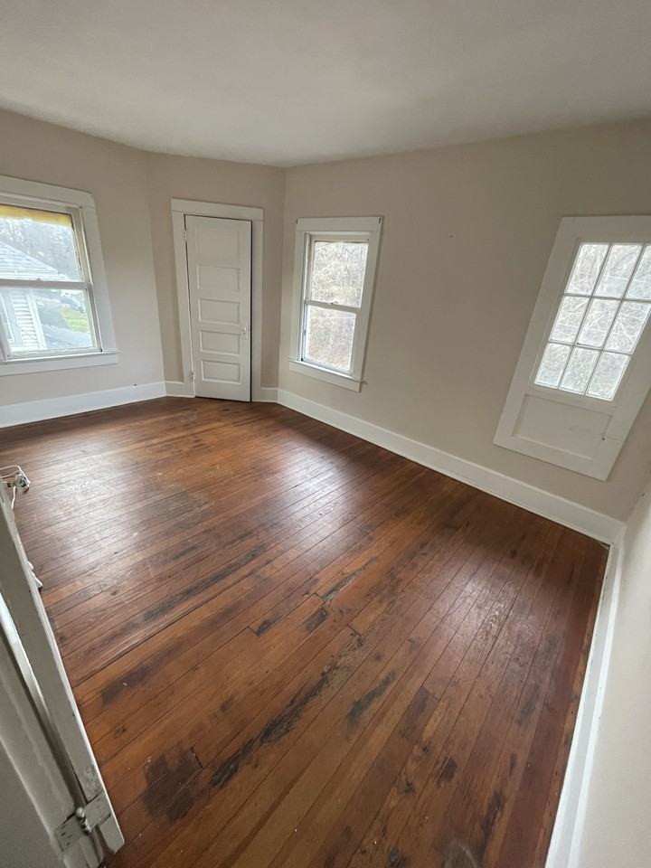 1202 Greenwood Ave #A - Photo 4 of 6