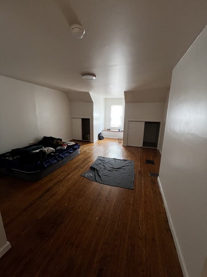 45 Hazel St #UP - Photo 5 of 12