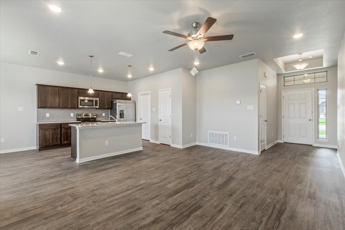 7420 Garden Glen Dr - Photo 6 of 26