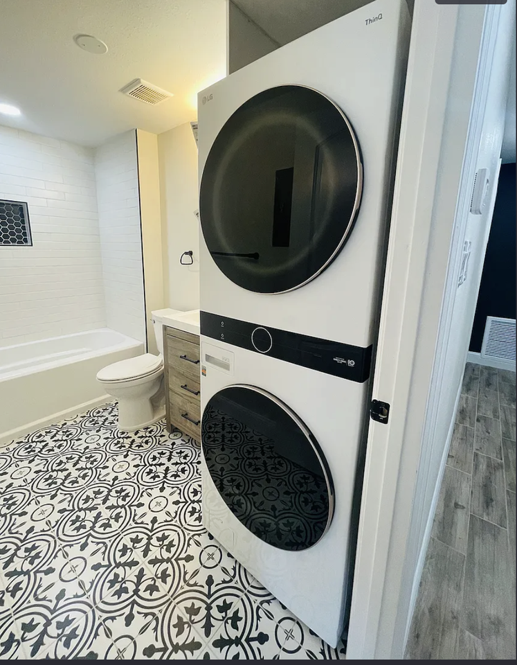 4005 N Glen Ave - Photo 5 of 17