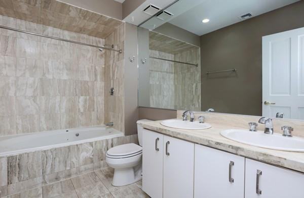 110 Marlborough St #2 - Photo 6 of 7