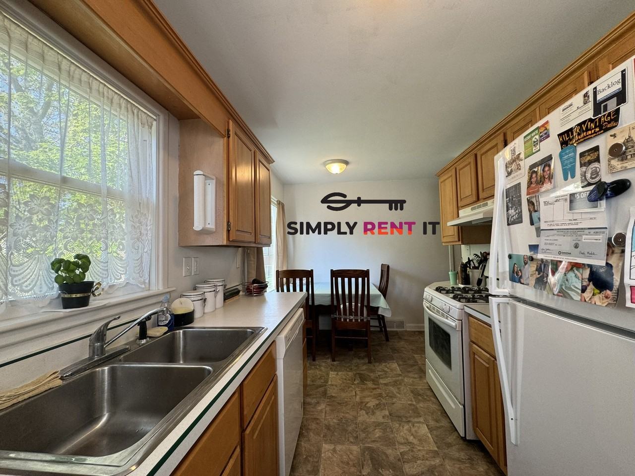 510 8th St - Photo 5 of 18