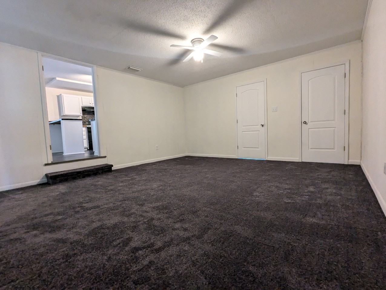 916 Shelton Beach Rd - Photo 7 of 10