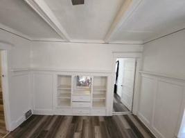 featured image of 3124 N 33rd St