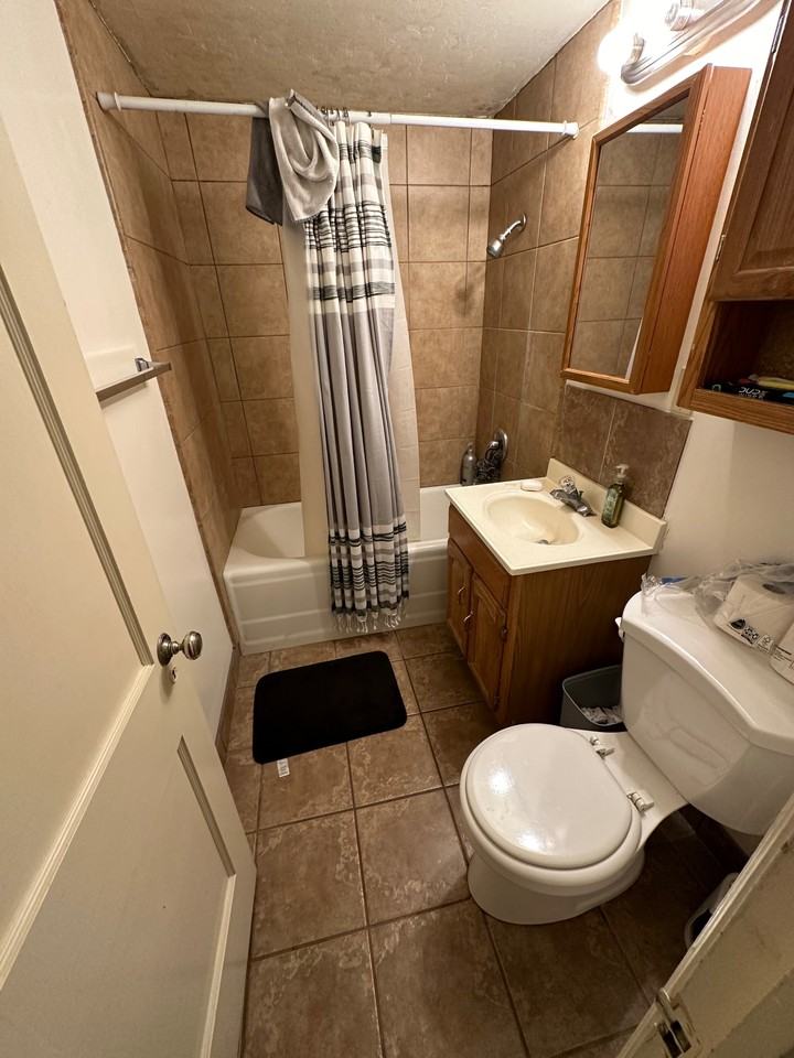 534 Ne, - Photo 4 of 6