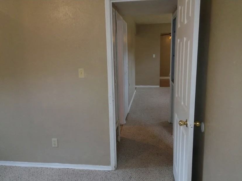 4013 S Locust Dr - Photo 6 of 13