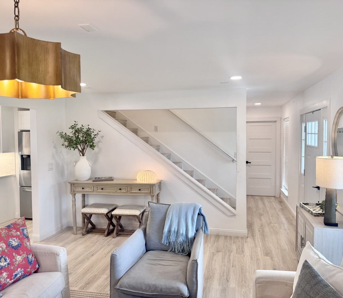 493 Golf Club Dr - Photo 6 of 42