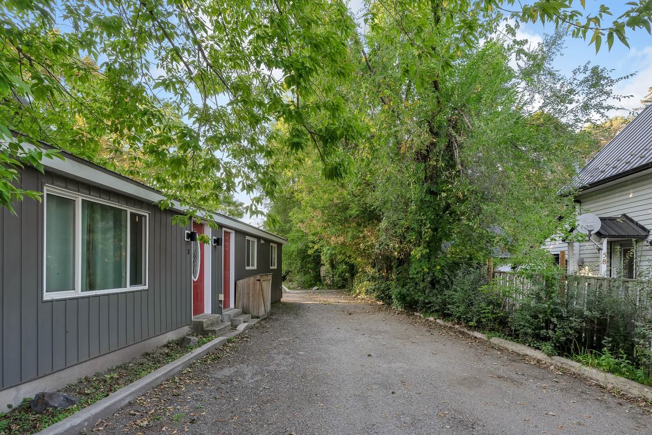 62 Tiffin St, Barrie, ON L4N 2M9, Canada - Photo 2 of 13