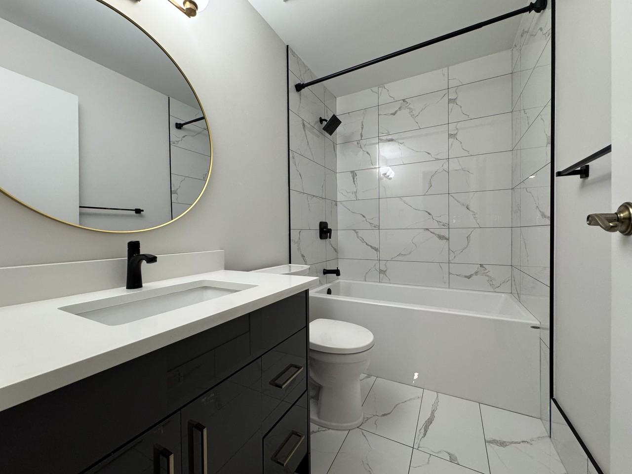 3340 Glenbrook - Photo 4 of 19