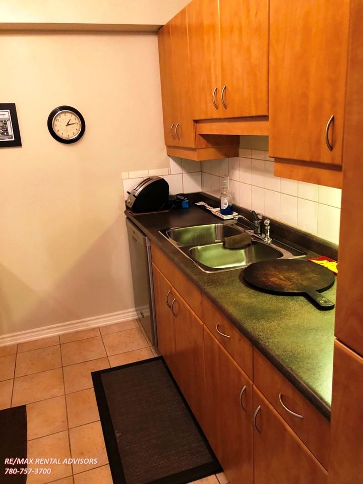 #1503 10303 105 Street Northwest - Photo 2 of 11