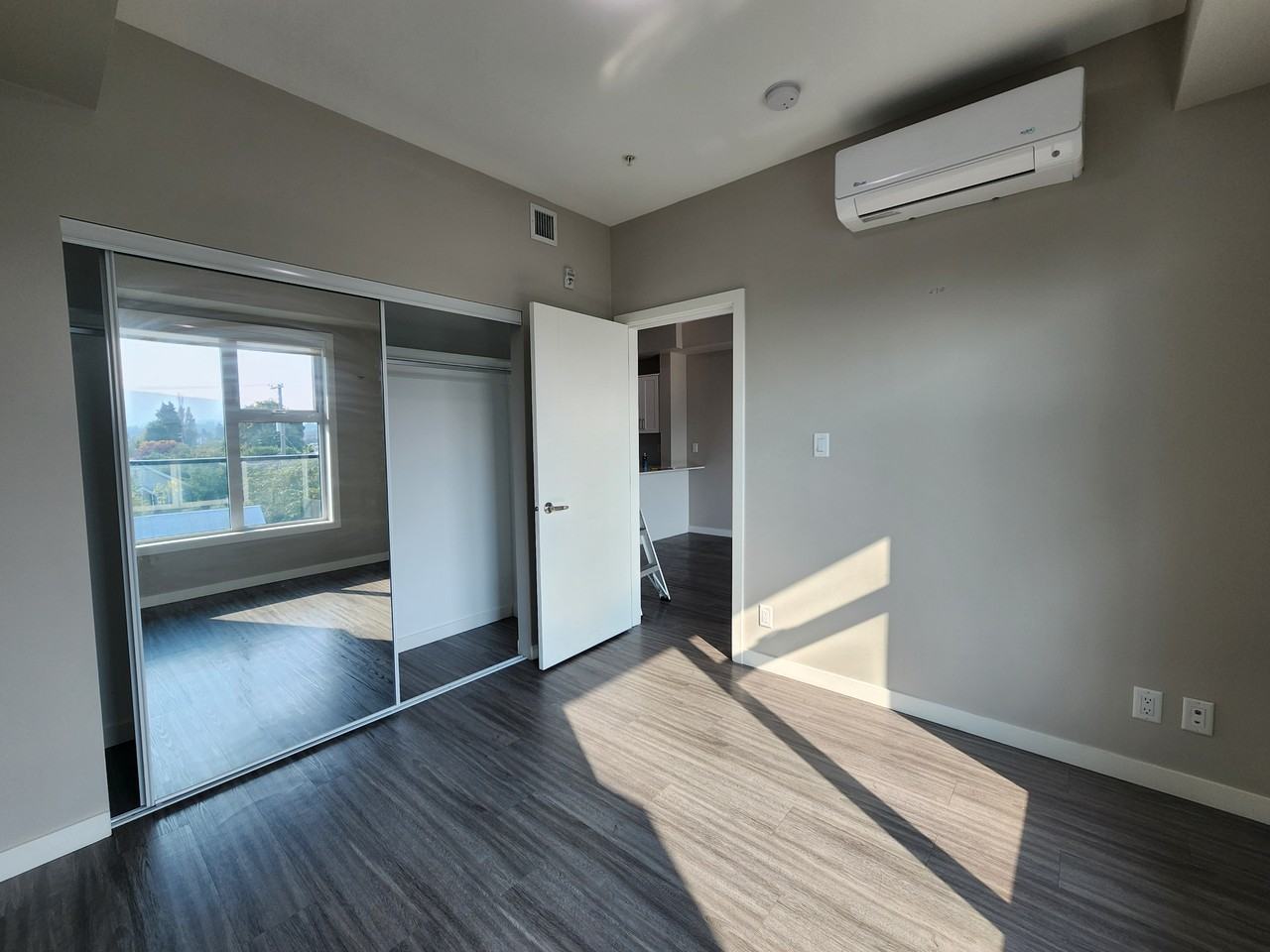 Queens Garden - Photo 2 of 50