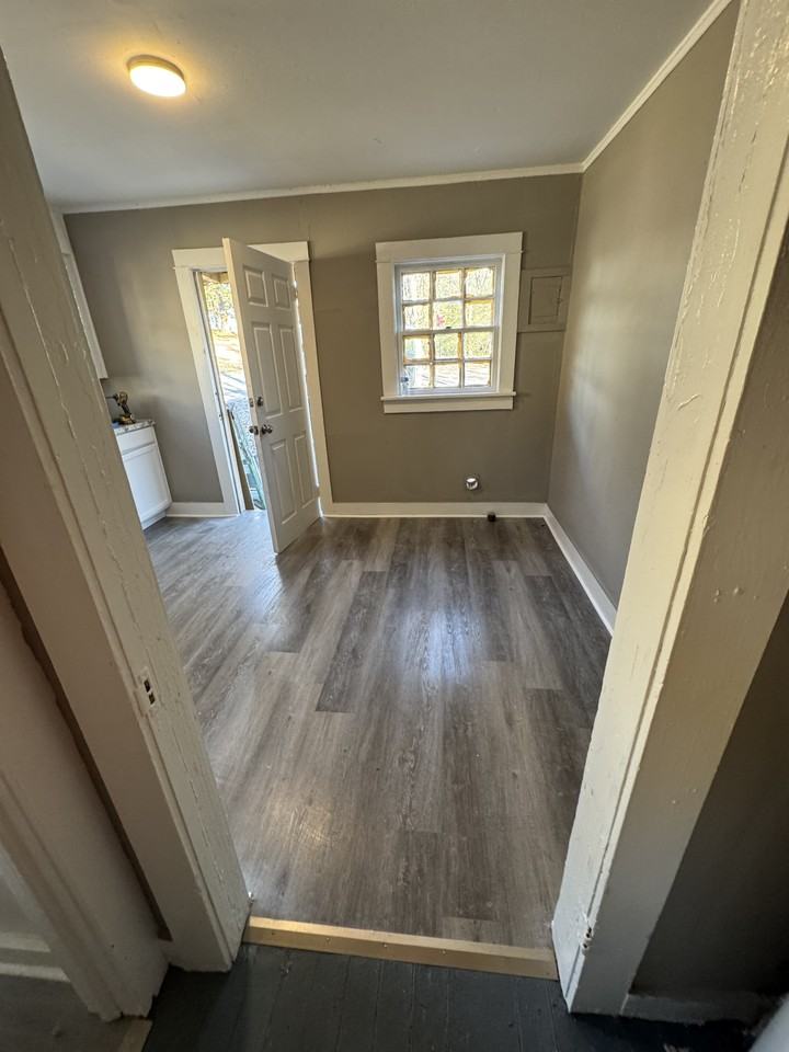 2821 Gurnee Ave - Photo 2 of 7