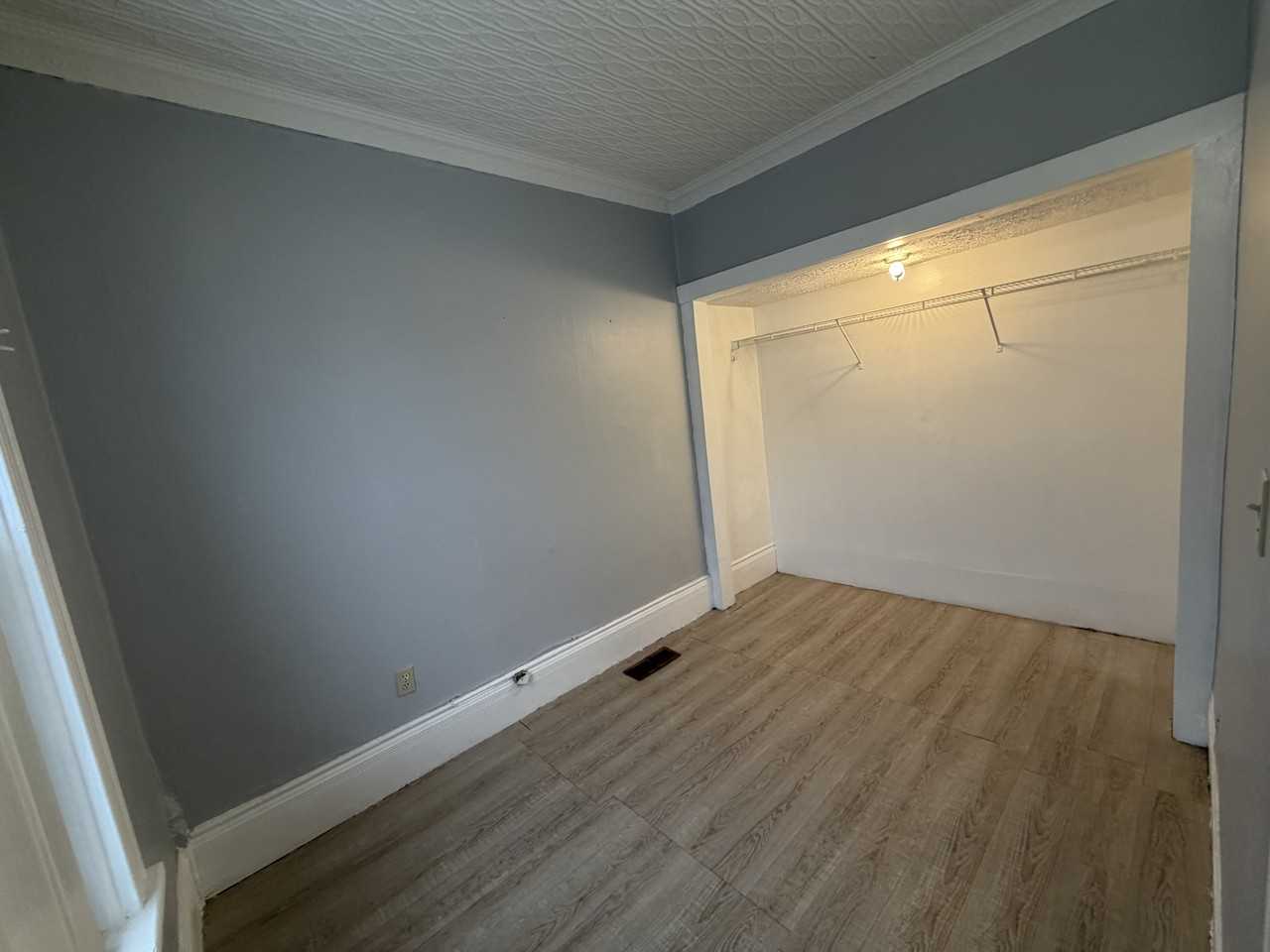 121 Schiller Ave #1 - Photo 2 of 8