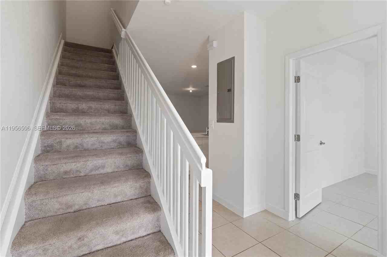 26487 Sw 148th Ave - Photo 4 of 18