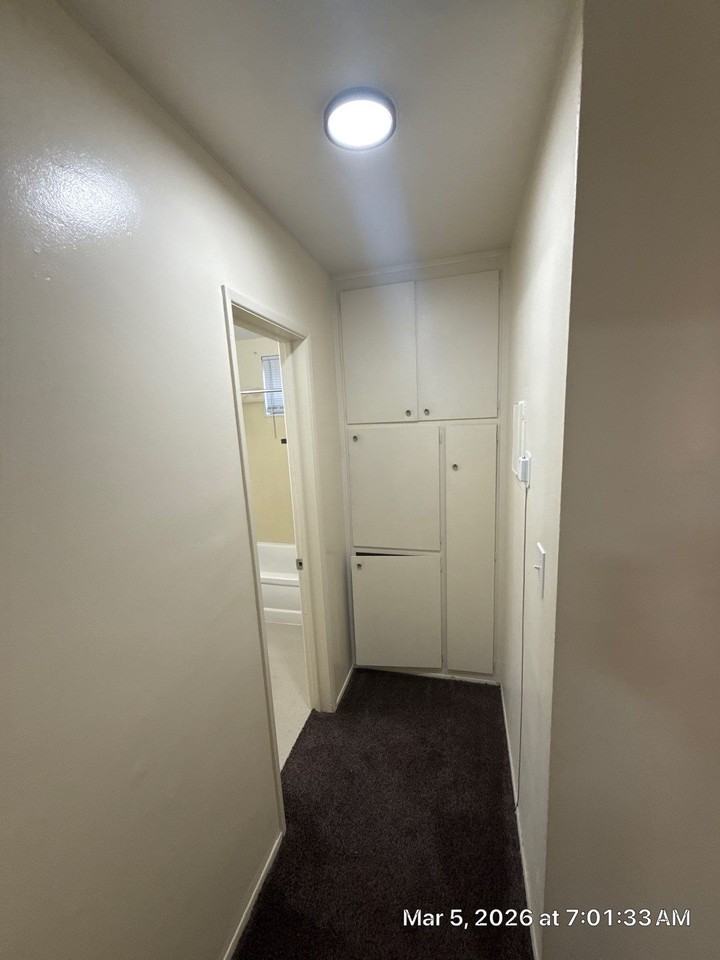 955 W C St #955C - Photo 7 of 9