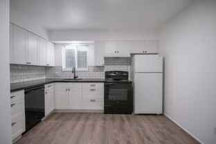 361 E Park Creeke Ln #C - Photo 1 of 1