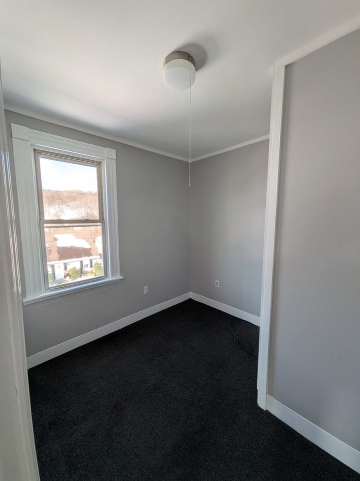 112 Westfield Ave #3 - Photo 5 of 16