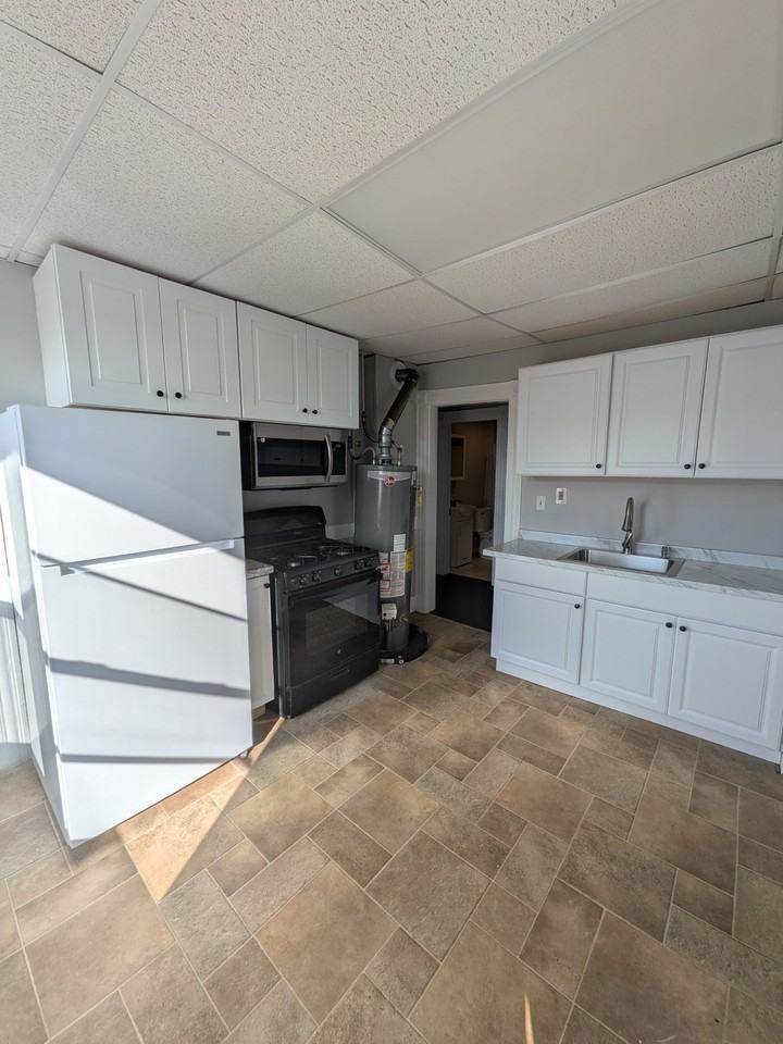 112 Westfield Ave #3 - Photo 7 of 16