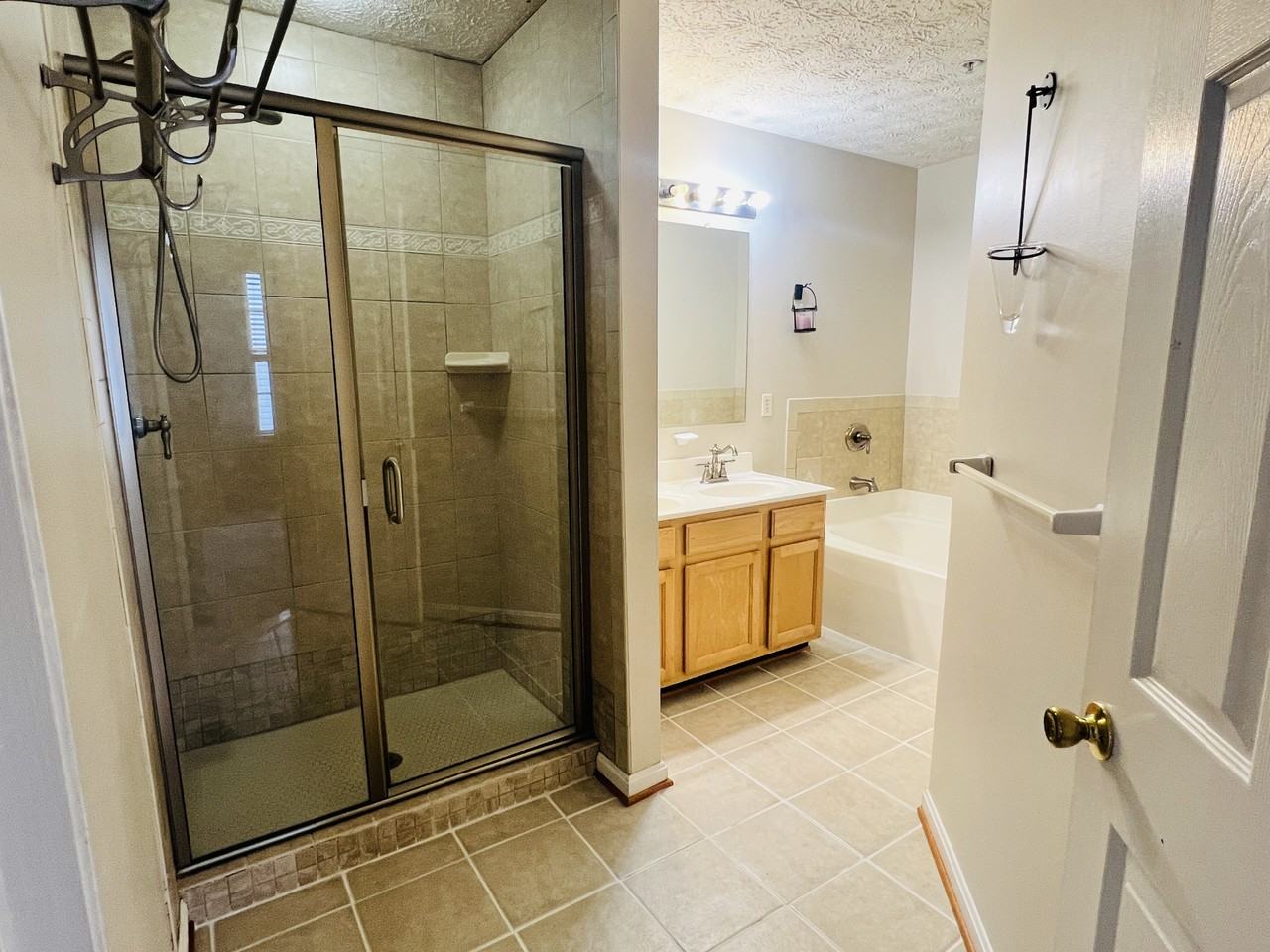 30 Ironstone Ct - Photo 4 of 12