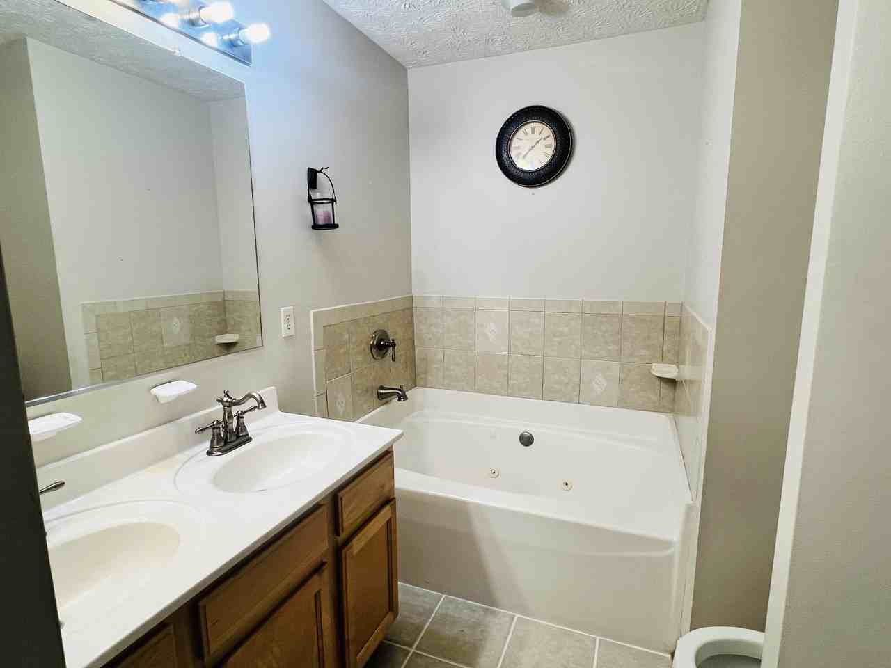 30 Ironstone Ct - Photo 5 of 12