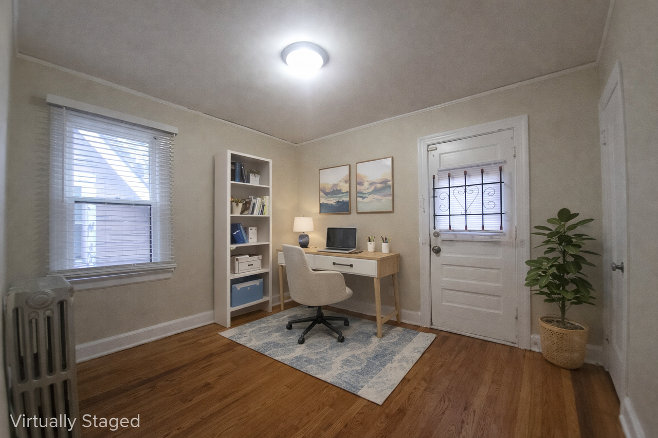 16183 Wisconsin St - Photo 7 of 14