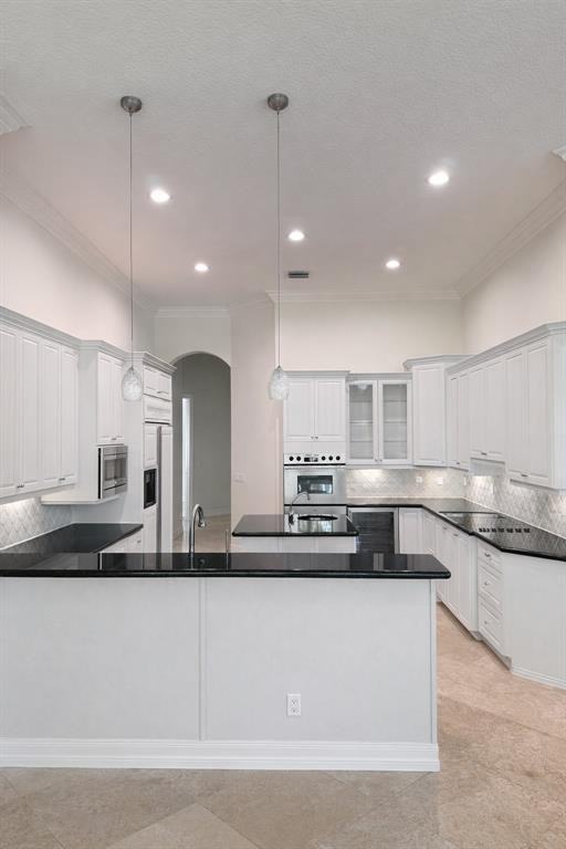 10897 Canary Island Ct - Photo 3 of 20