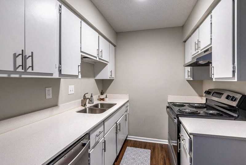 10302 W 62nd St #D11 - Photo 5 of 9