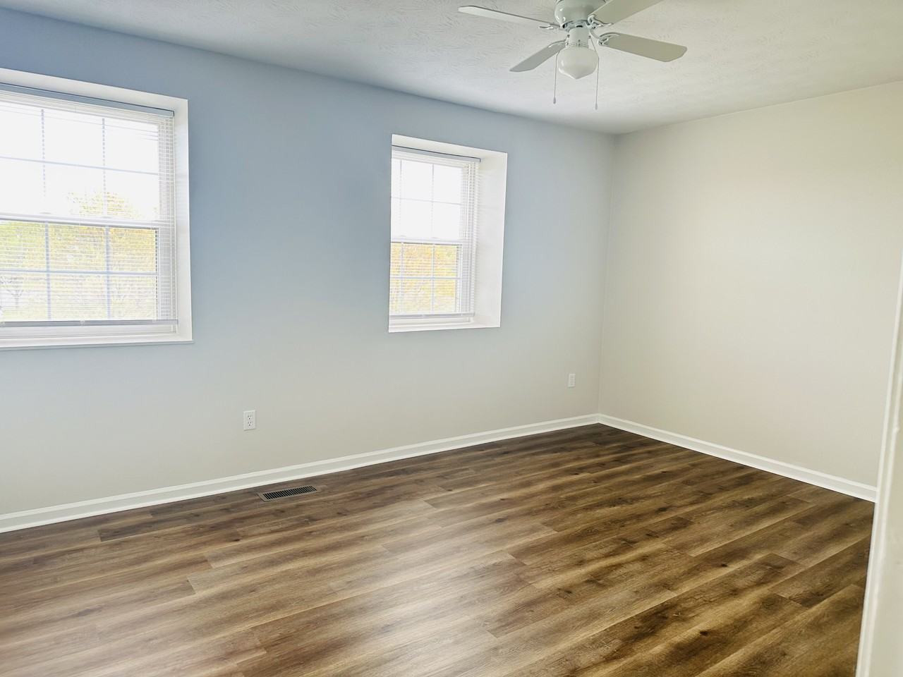 1710 Ivy St #136 - Photo 4 of 8