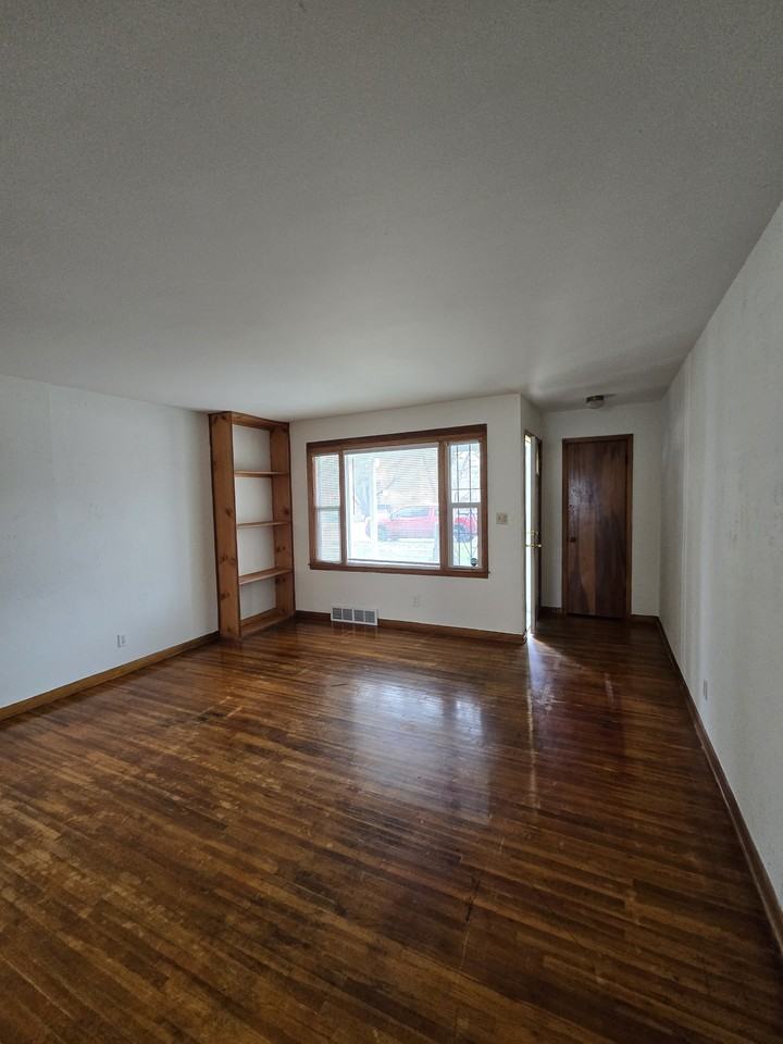 1120 N Minneapolis St #1 - Photo 5 of 27