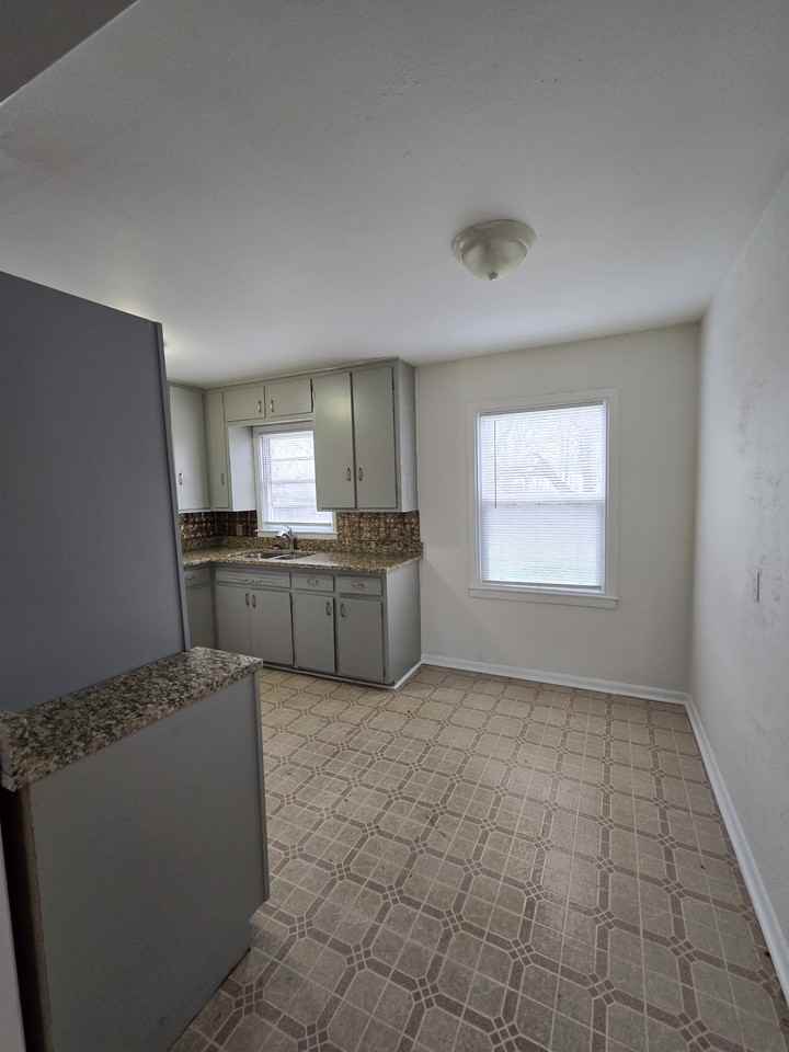 1120 N Minneapolis St #1 - Photo 6 of 27