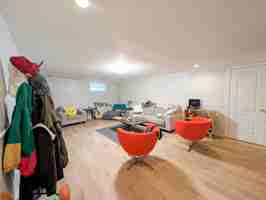 featured image of 85 Mildred Ave