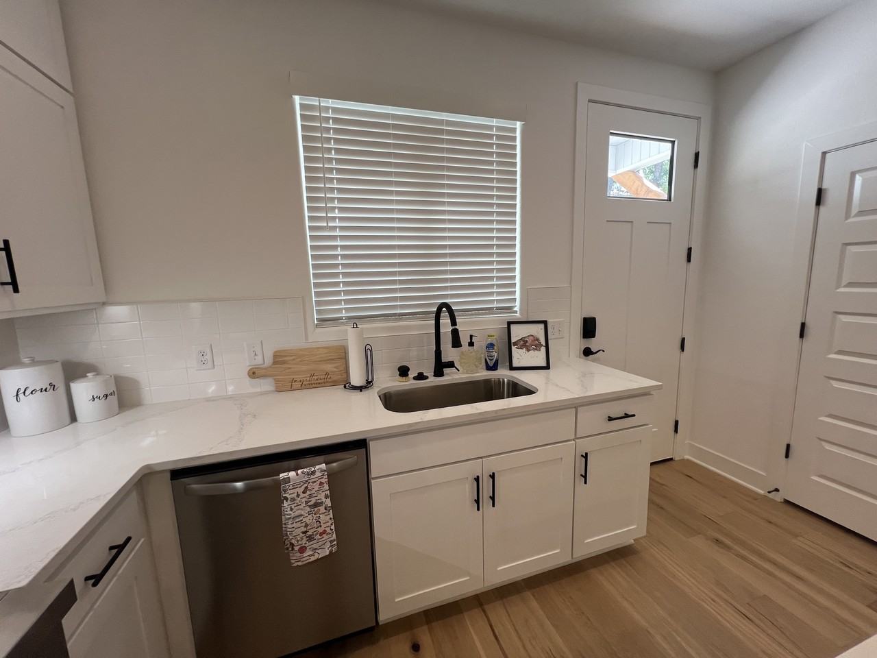 1326 S Van Buren Ave #1 - Photo 7 of 11