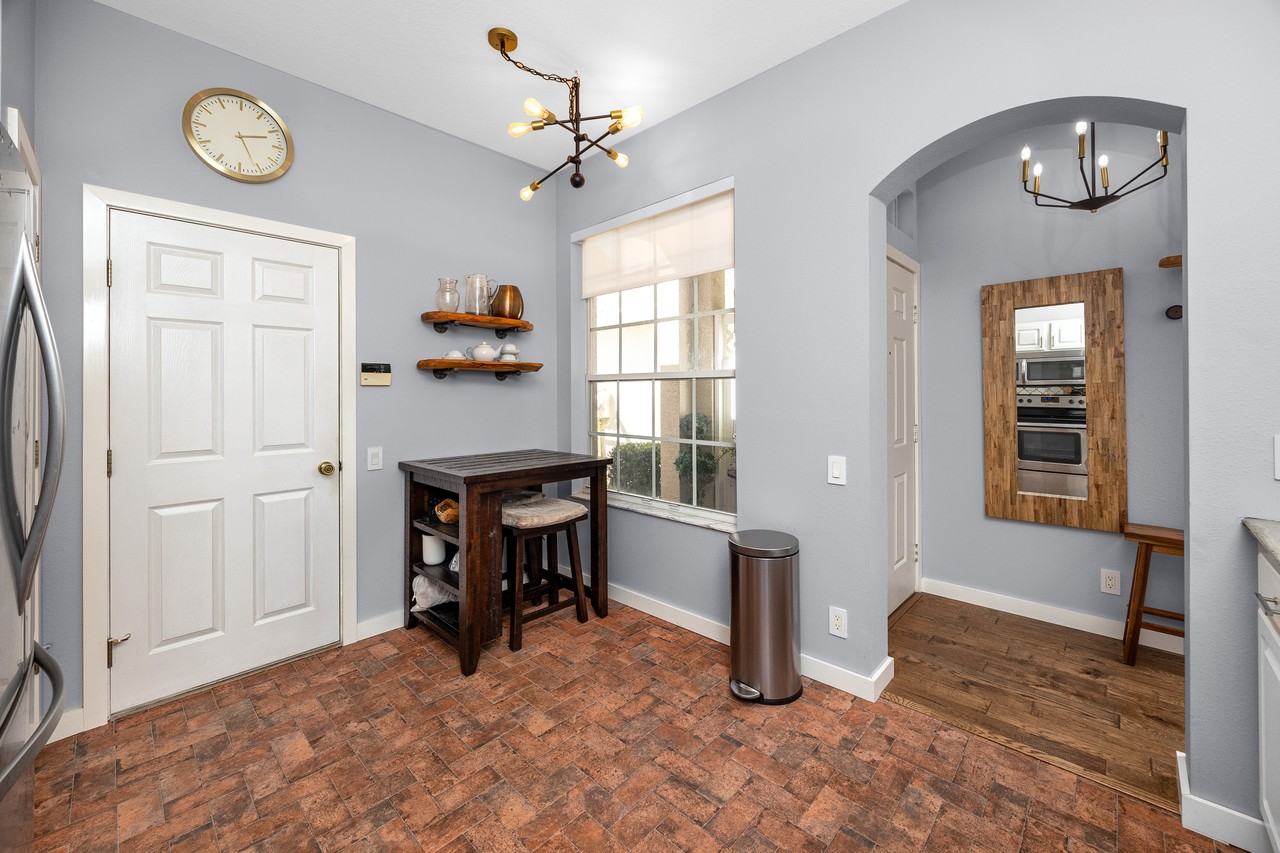 3637 Country Pointe Place - Photo 2 of 32