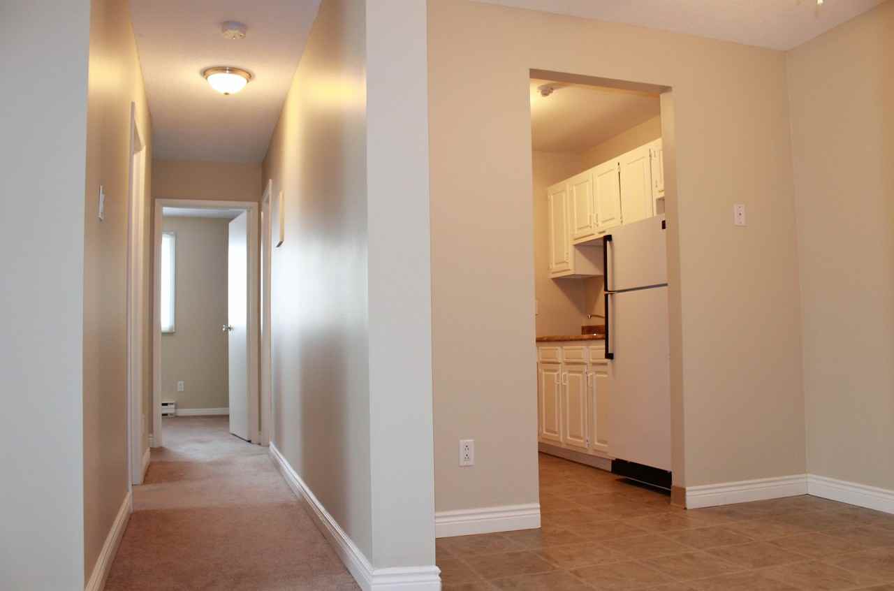 Pleasantville Apartments - Photo 3 of 8