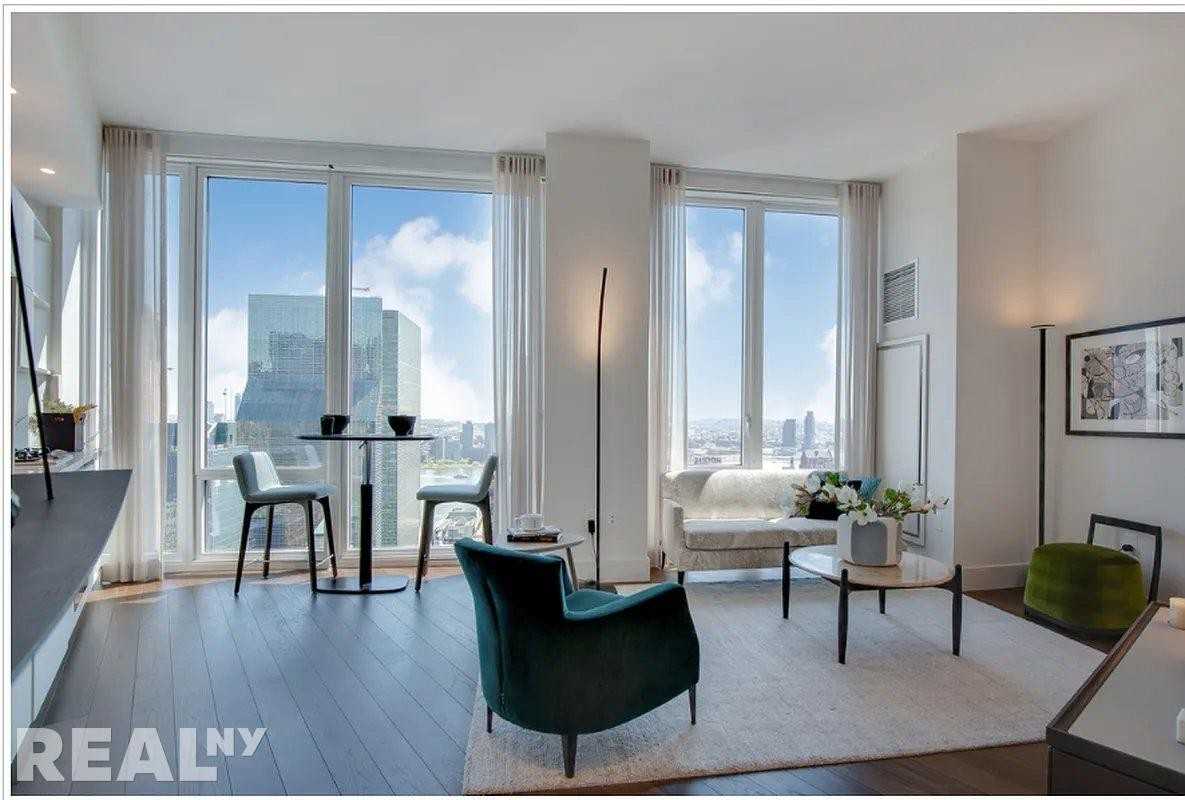 222 E 44th St #28F - Photo 4 of 12