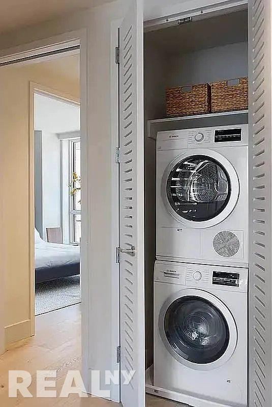 251 E 2nd St #3C - Photo 3 of 6