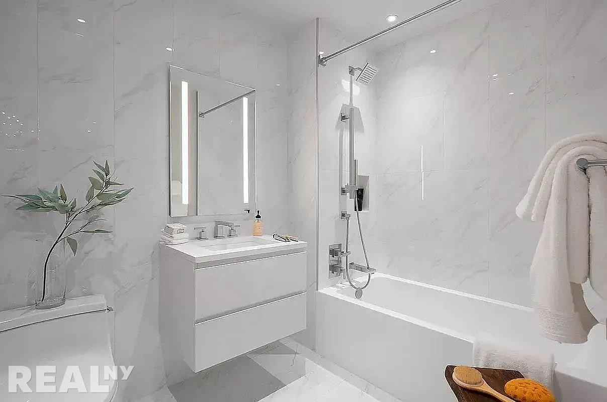 251 E 2nd St #3C - Photo 4 of 6