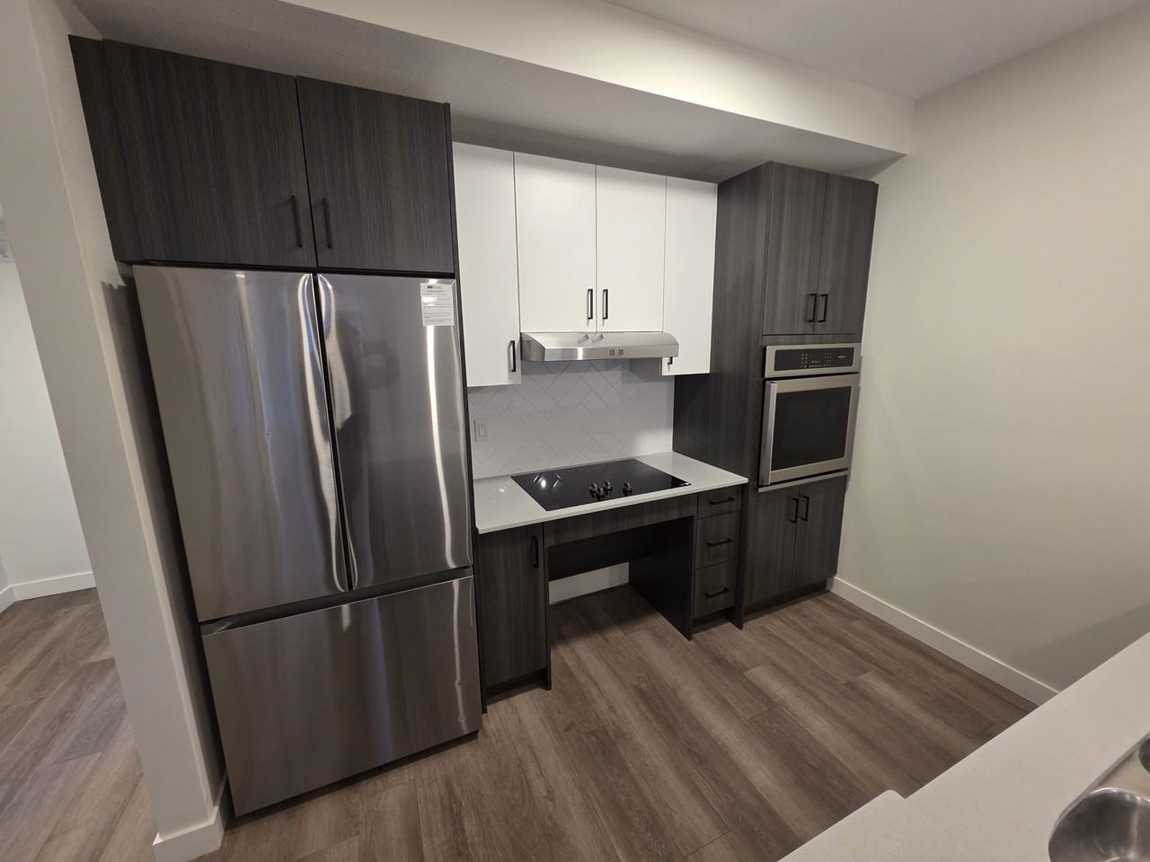 T5M North Glenora - Photo 4 of 18